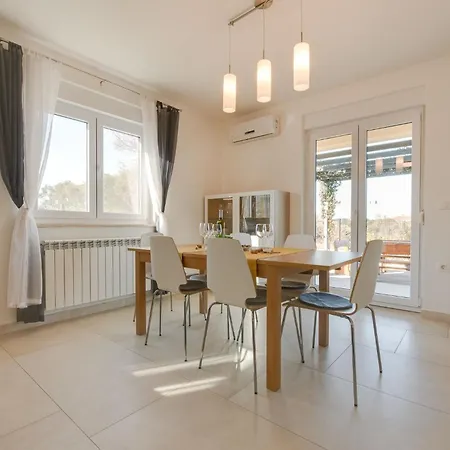 Holiday home Cera Fuer 8 Personen In *